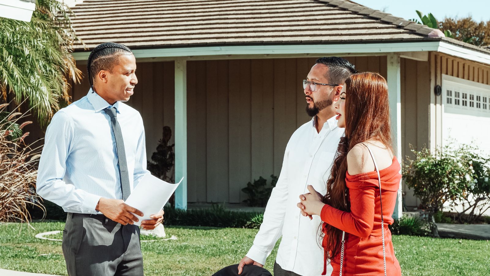 6 Real Estate Side Hustles That Need Zero Property (Start This Weekend)